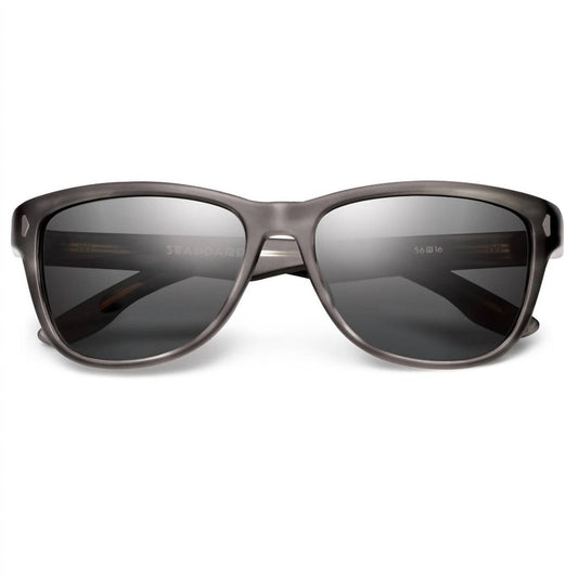 One Size - matte grey tortoise / grey lens