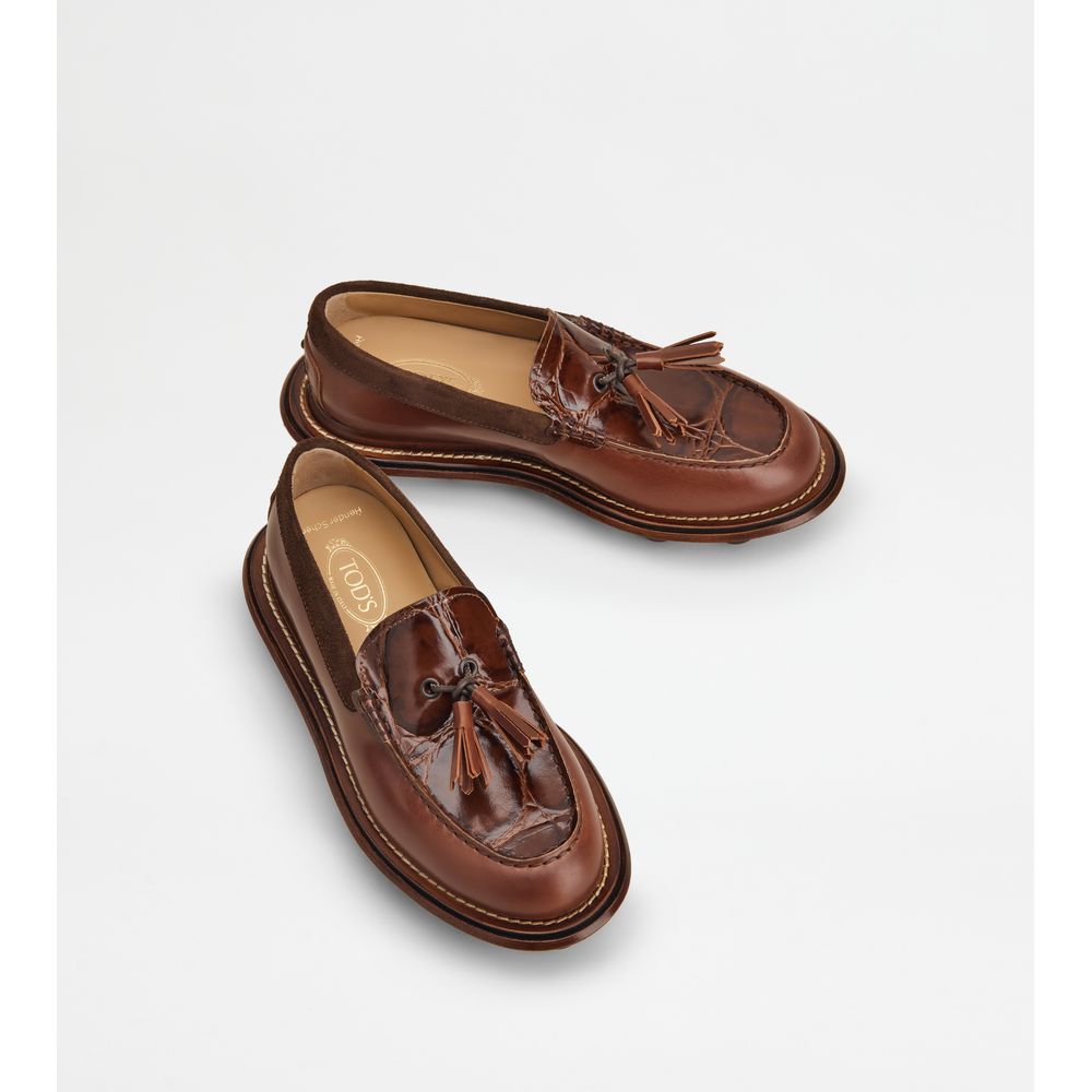 loafers in leather