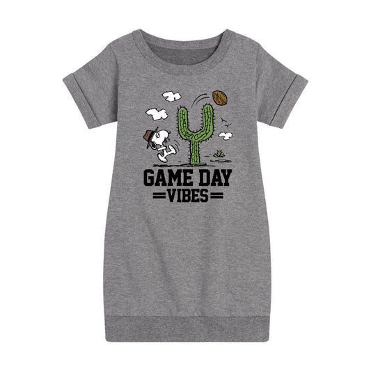 فستان صوف بأكمام قصيرة مطبوع عليه رسومات "Peanuts" - Game Day Vibes للبنات