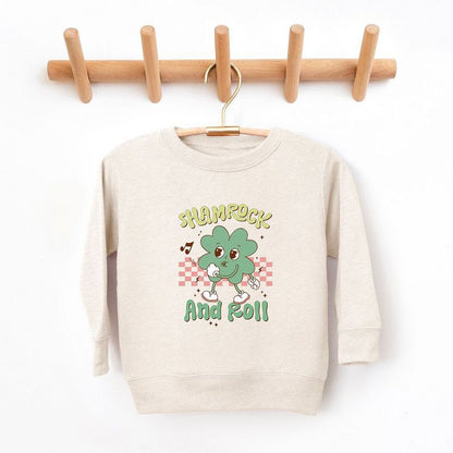 سويت شيرت جرافيكي ناعم للغاية من مجموعة Shamrock And Roll للشباب من Juniper Shop