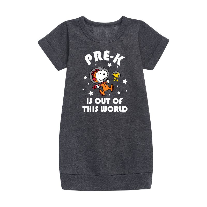 فستان من الصوف بأكمام قصيرة مطبوع عليه عبارة "Peanuts" للفتيات من Pre K is Out of This World