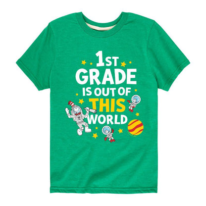 تي شيرت جرافيكي بأكمام قصيرة للأولاد من دكتور سوس - الصف الأول