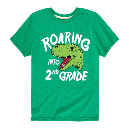 تي شيرت جرافيكي بأكمام قصيرة للأولاد - رسالة فورية - "الانطلاق إلى الصف الثاني"