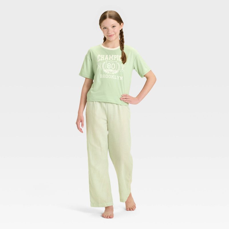 Girls' Short Sleeve T-Shirt and Flannel Pants Pajama Set - art class™