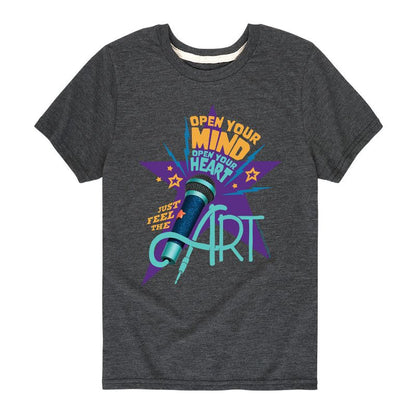 تي شيرت جرافيكي بأكمام قصيرة للأولاد - عالم الكارما - افتح عقلك وافتح قلبك - تي شيرت جرافيكي بأكمام قصيرة للأولاد - عالم الكارما - افتح عقلك وافتح قلبك - تي شيرت جرافيكي بأكمام قصيرة للصغار