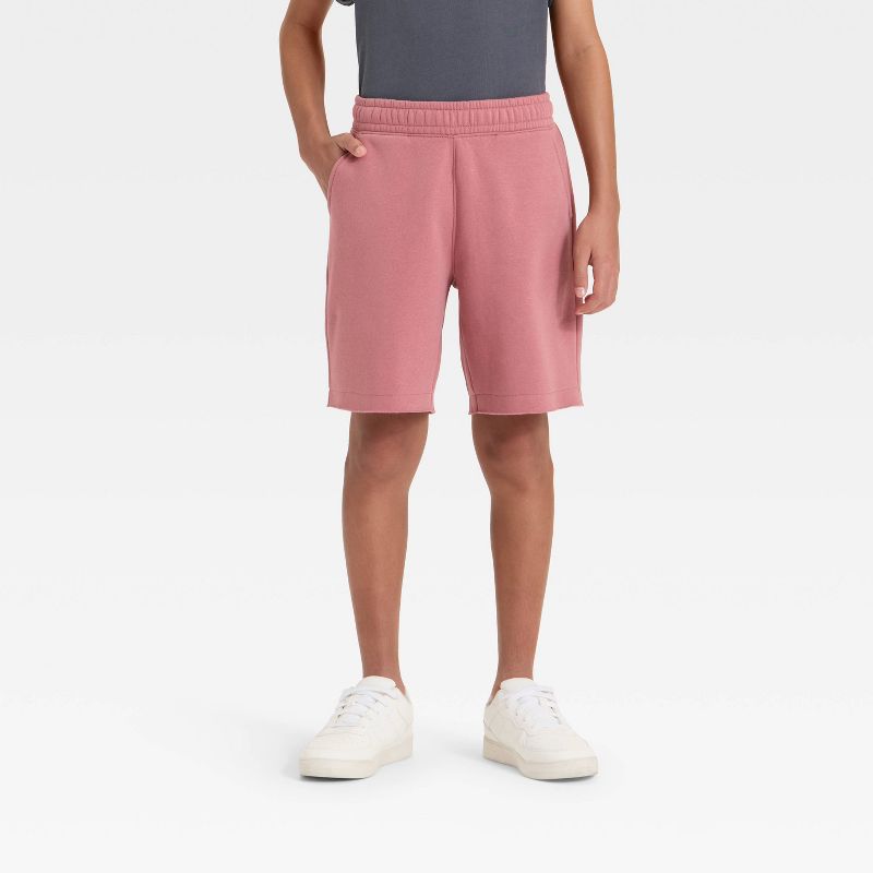 Boys' Mid-Rise Fleece Pull-On Shorts - art class™