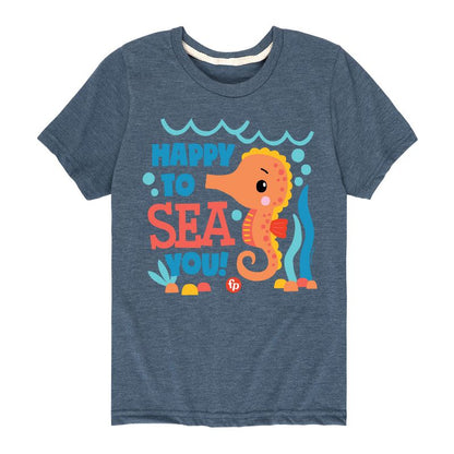 تي شيرت جرافيكي بأكمام قصيرة مطبوع عليه عبارة "Happy To Sea You" للأولاد من Fisher-Price