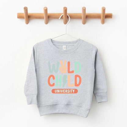 سويت شيرت جرافيكي فائق النعومة من Juniper Shop Wild Child Peace Youth