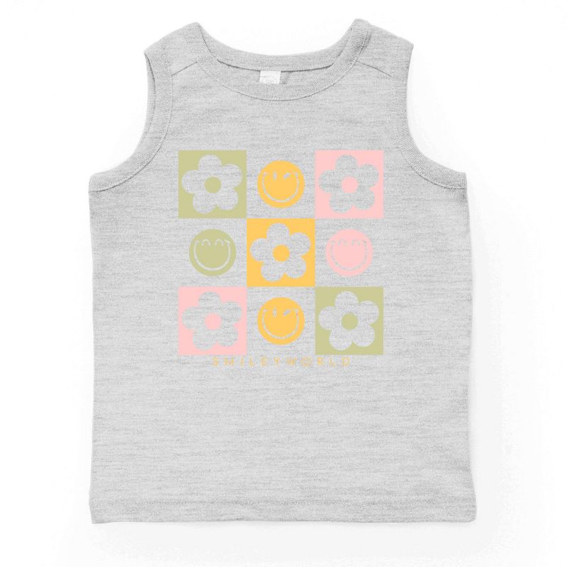 بلوزة شبابية بدون أكمام من مجموعة SmileyWorld Checkered Floral Smile من The Juniper Shop