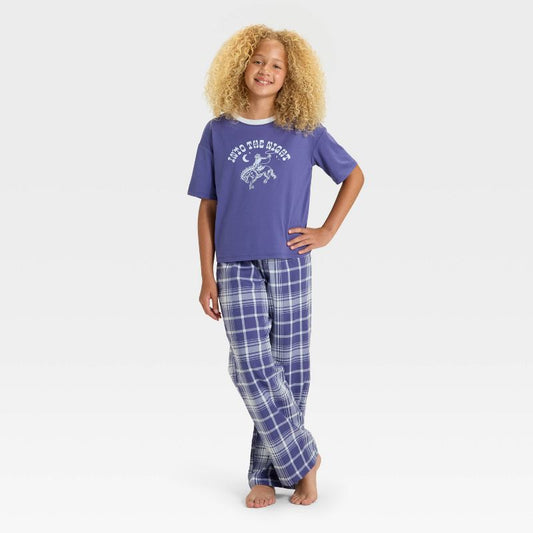 Girls' Short Sleeve T-Shirt and Flannel Pants Pajama Set - art class™