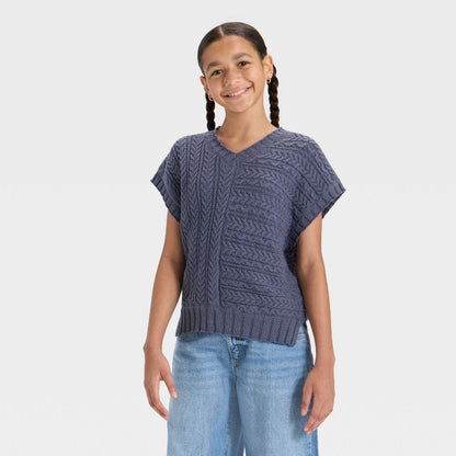 Girls' Cable Knit Pullover Sweater Vest - art class™