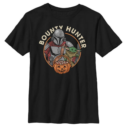 Boy's Star Wars: The Mandalorian Halloween Candy Bounty Hunter Din Djarin and Grogu T-Shirt