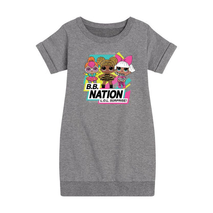 فستان BB Nation الجرافيكي بأكمام قصيرة من الصوف للفتيات - مفاجأة LOL!