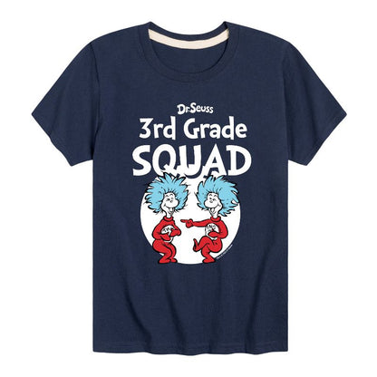 تي شيرت جرافيكي بأكمام قصيرة للأولاد من دكتور سوس - الصف الثالث - المجموعة الأولى والثانية