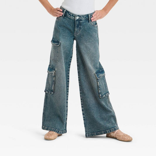 Girls' Mid-Rise Wide Leg Cargo Jeans - art class™