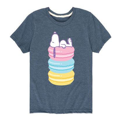 تي شيرت جرافيكي بأكمام قصيرة للأولاد - الفول السوداني - سنوبي - مكدس الماكرون