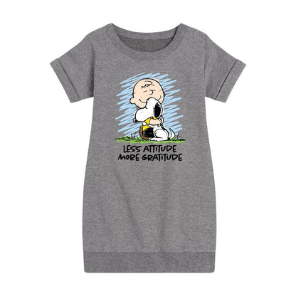 فستان صوف بأكمام قصيرة مطبوع عليه رسومات "Less Atitude More Gratitude" للفتيات - Peanuts