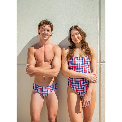بدلة سباحة Sporti x Alex &amp; Gretchen Walsh Boardwalk Breeze Brief (26-40)