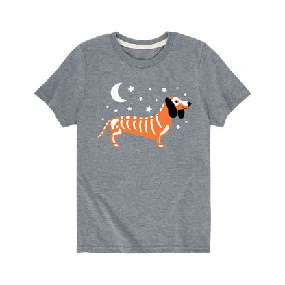 تي شيرت جرافيكي بأكمام قصيرة بتصميم كلب هيكل عظمي للهالوين للأولاد - رسالة فورية