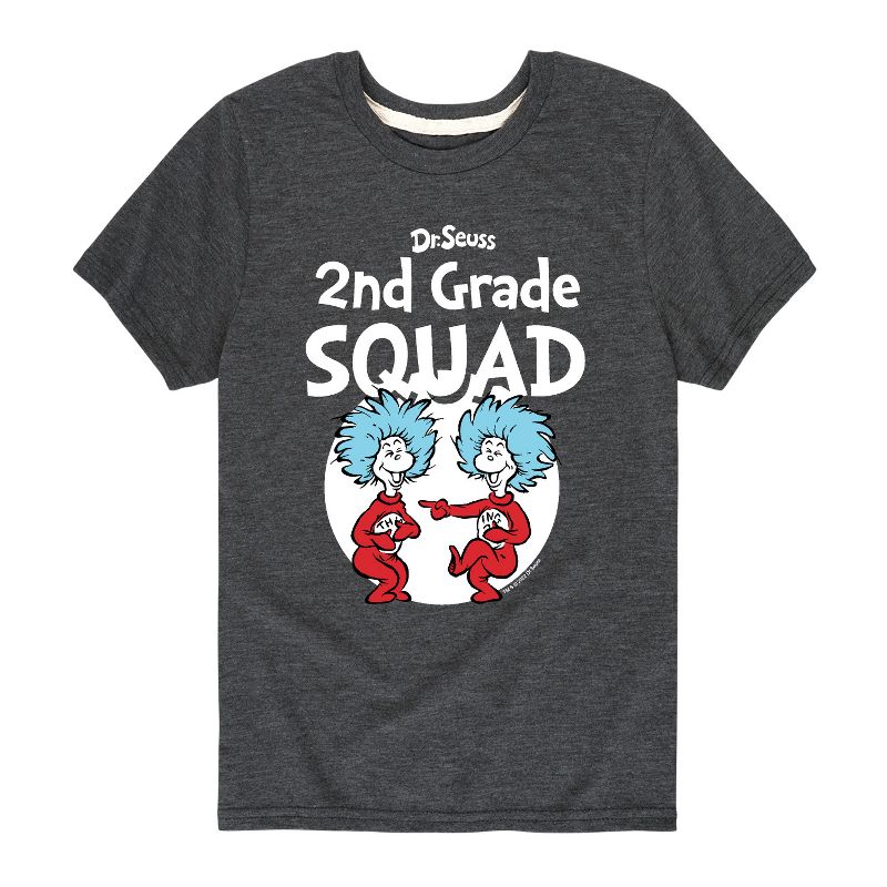 تي شيرت جرافيكي بأكمام قصيرة للأولاد من دكتور سوس - الصف الثاني - المجموعة الأولى والثانية