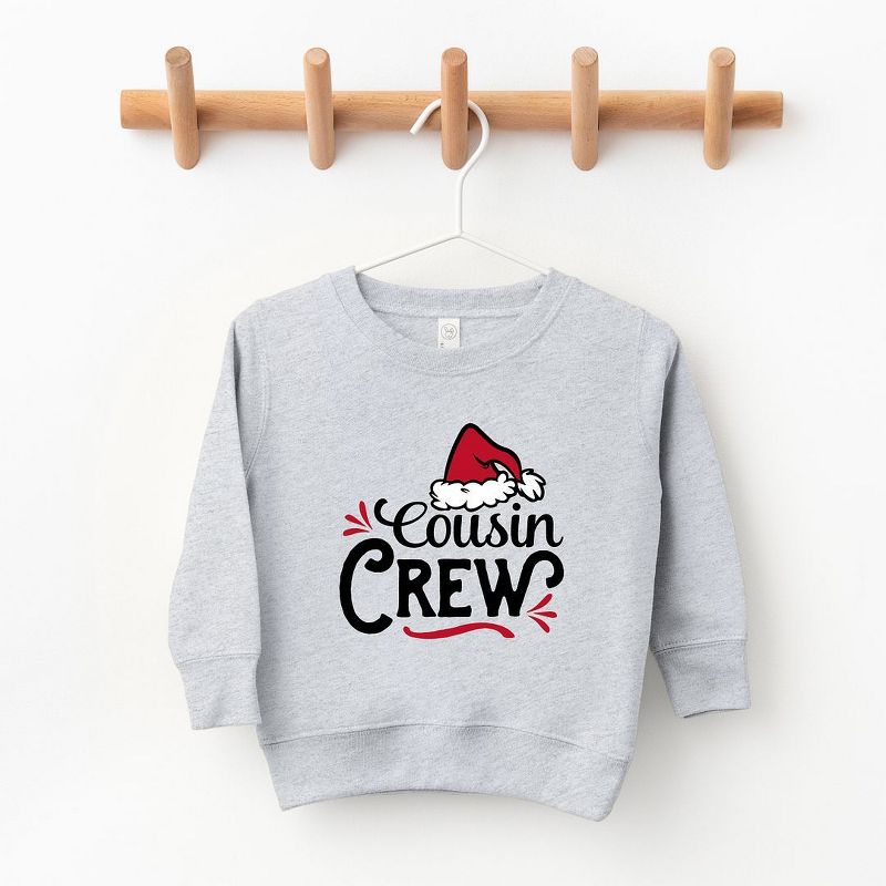 سويت شيرت جرافيكي ناعم للغاية بقبعة سانتا من ذا جونيبر شوب