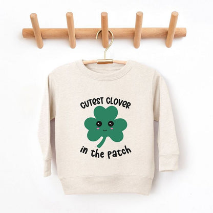 سويت شيرت جرافيكي ناعم للغاية من Juniper Shop بتصميم Clover Youth الأجمل