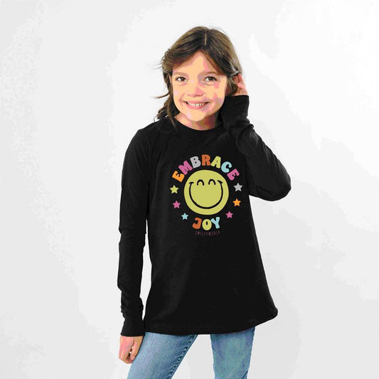 تي شيرت بأكمام طويلة من مجموعة Embrace Joy Youth من متجر Juniper Shop SmileyWorld
