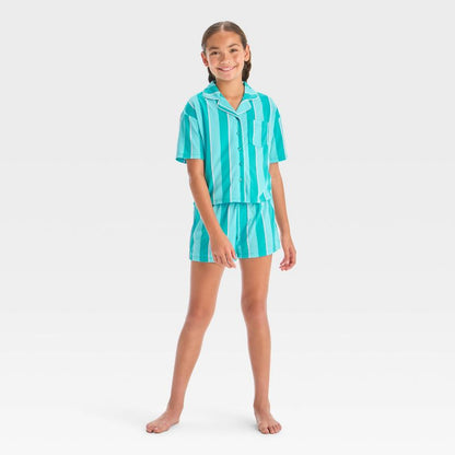 Girls' Short Sleeve Button-Up Pajama Set - art class™