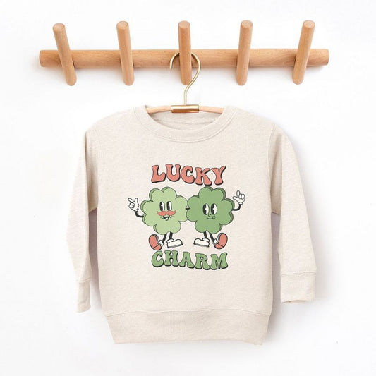 سويت شيرت جرافيكي فائق النعومة من Juniper Shop Lucky Charm Friends للشباب