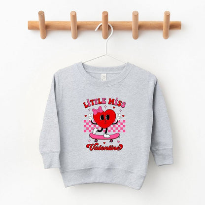 سويت شيرت جرافيكي ناعم للغاية بتصميم Little Miss Valentine Skateboard Youth من Juniper Shop