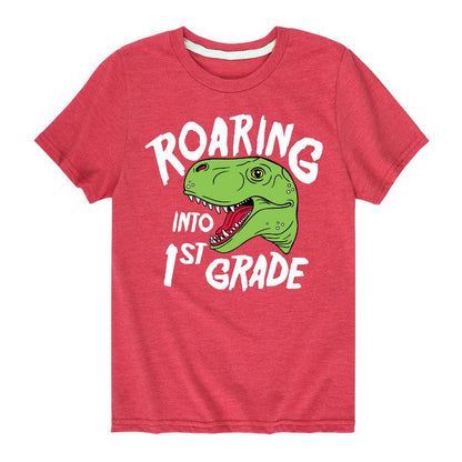 تي شيرت جرافيكي بأكمام قصيرة للأولاد - رسالة فورية - "الانطلاق نحو الصف الأول"