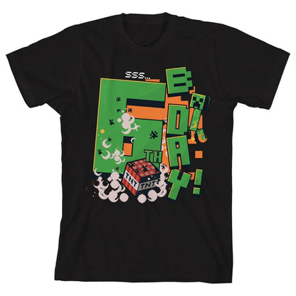 تي شيرت Minecraft 6th B Day للأولاد باللون الأسود برقبة دائرية وأكمام قصيرة