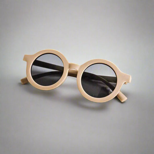 نظارات شمسية للأطفال من شركة Little Love Bug