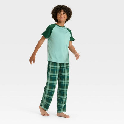 Boys' Short Sleeve T-Shirt and Plaid Fleece Pants Pajama Set - Cat & Jack™