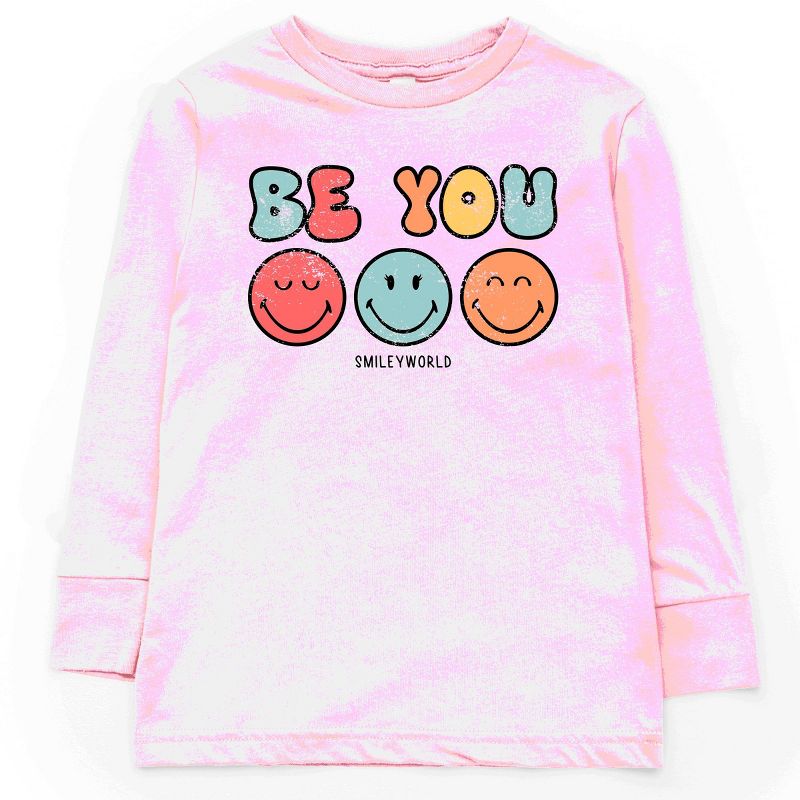 تي شيرت بأكمام طويلة من مجموعة The Juniper Shop SmileyWorld Be You Groovy Youth