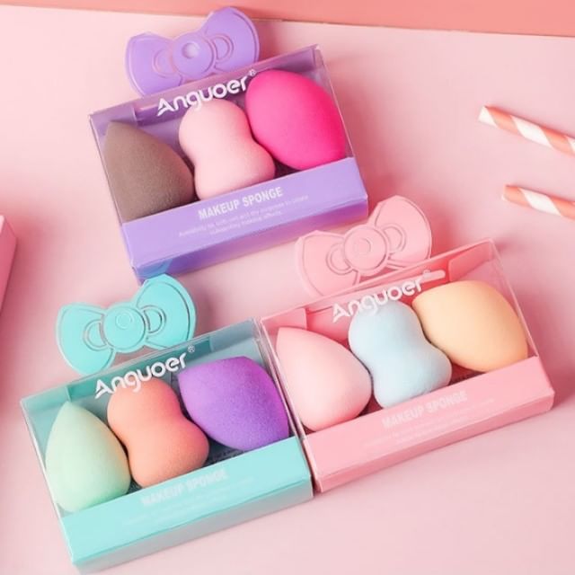 #3 - Heart-Shaped Case - One Size
