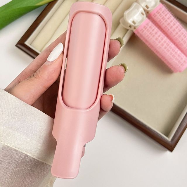 Jael, Plastic Hair Roller