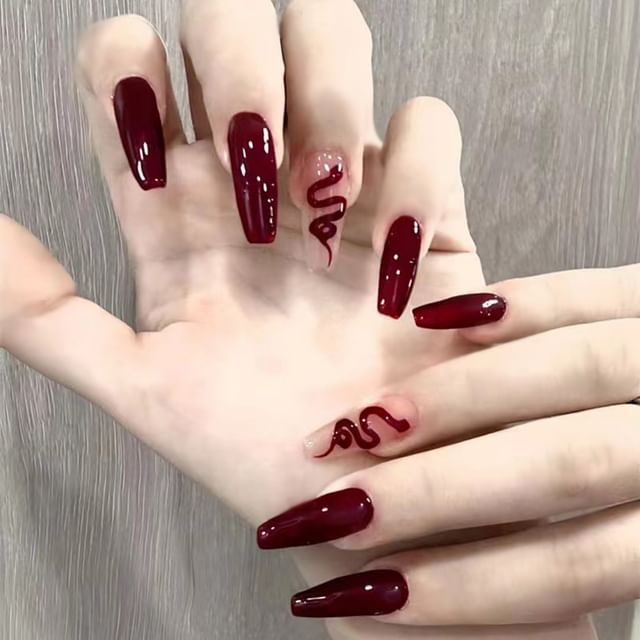 eovda, Snake Press On Nail