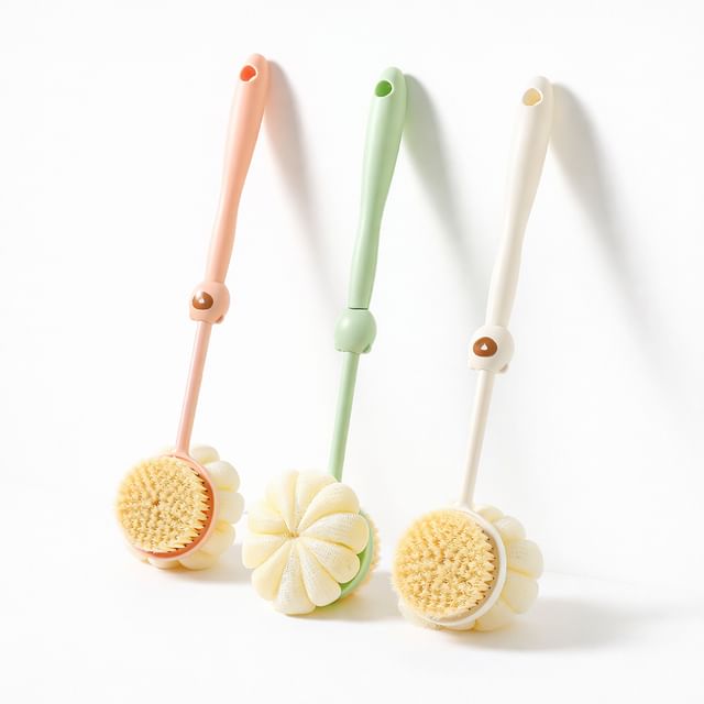 Buttermilk, Hanging Shower Ball Back Scratcher