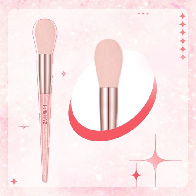 #05 Blush Brush - 1pc