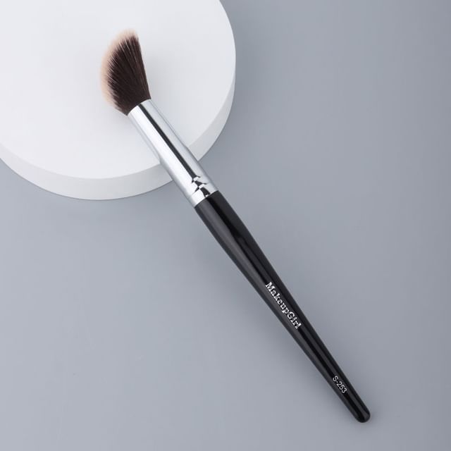 Hepius, Angled Blush Brush