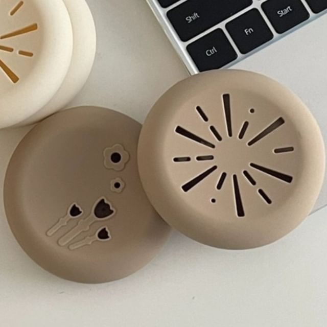 Buttermilk, Powder Puff Silicone Storage Box