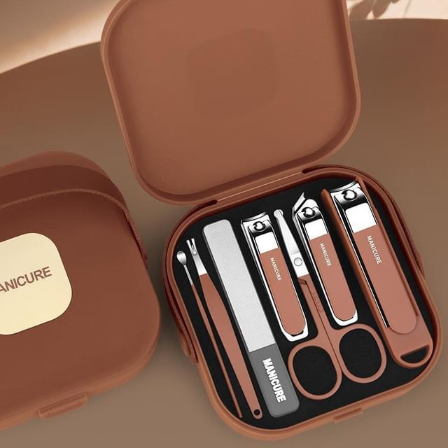 Porcini, Set of 7: Stainless Steel Nail Clipper + Makeup Scissors + Nail File + Cuticle Pusher + Earpick