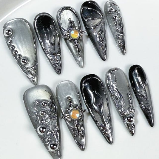 Silver & Black - L