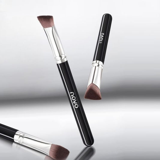 NOVO, Triangle Iron Highlighting Brush
