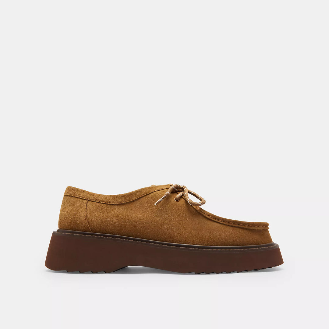 chukka boot in signature suede