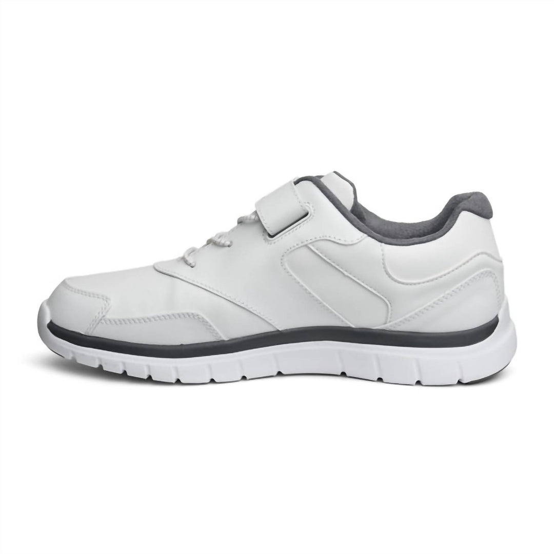 men's no. 38 sport walker sneakes in white