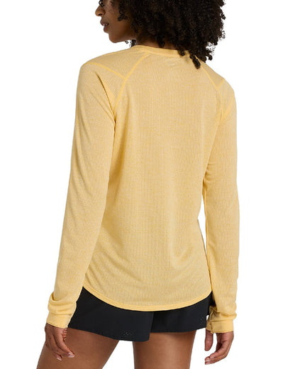 athletic top