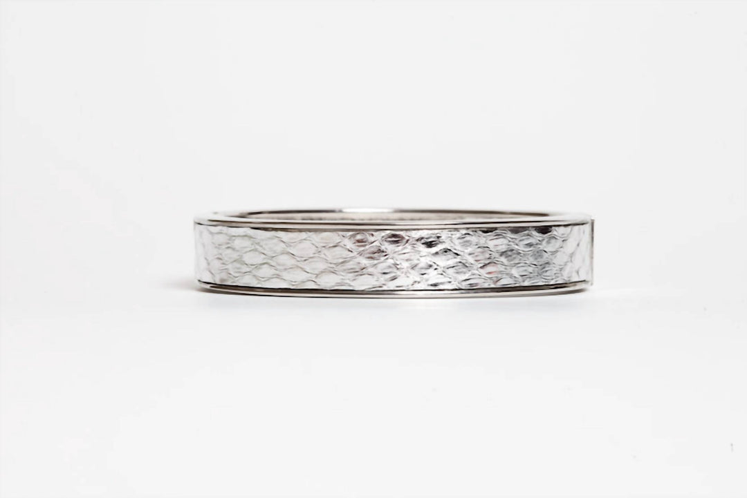 women's genuine leather circle hinge bracelet in silver