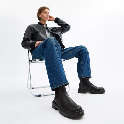 chelsea boot with signature canvas